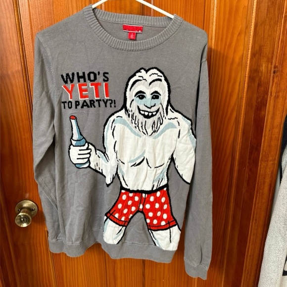 Ugly Christmas Sweater Men Size M Gray Who's Yeti To Party Graphic Casual Party - Picture 1 of 4